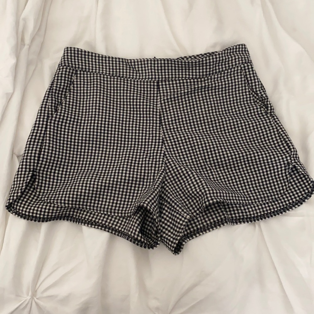 Plaid shorts✨